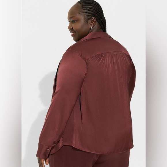 NWT Torrid Purple Blouse sz 3X - Picture 3 of 6